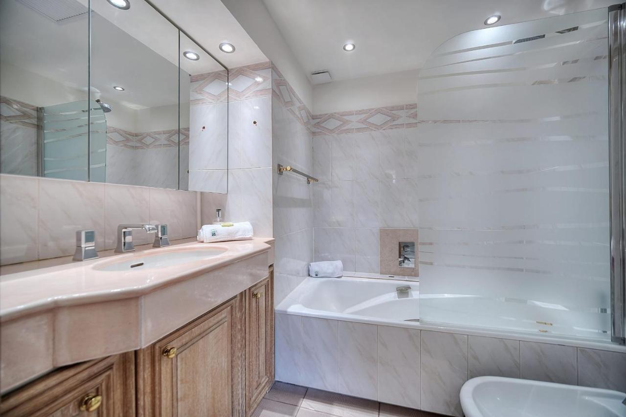 Immogroom - 2 Bedroom - Air Conditioning - Wifi - Terrace - Common Parking Канны Экстерьер фото